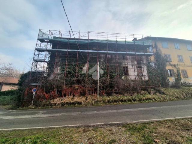 Rustico in vendita a Cornate D'adda, Lombardia