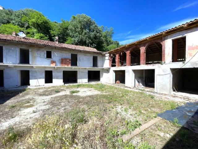 Rustico in vendita a Piemonte, Cuneo