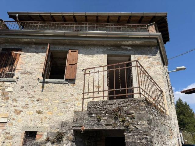 Rustico in vendita a Corniglio, Reggio Emilia