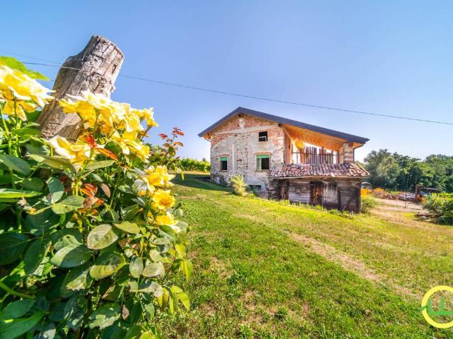 Rustico in vendita a Corno Di Rosazzo, Friuli-Venezia Giulia