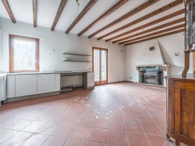 Rustico in vendita a Ca' Garetti, Cornovecchio