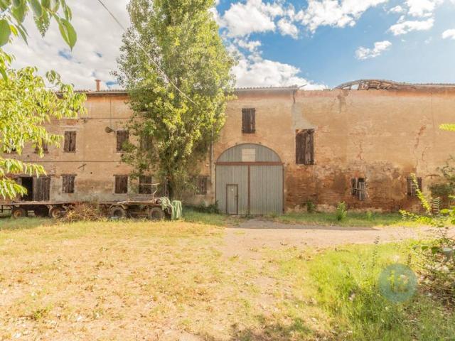 Rustico in vendita a Pianura Reggiana, Re