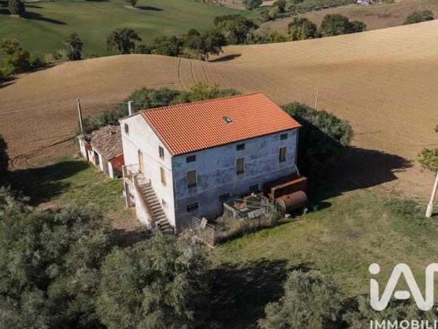 Rustico in vendita a Marche, Macerata