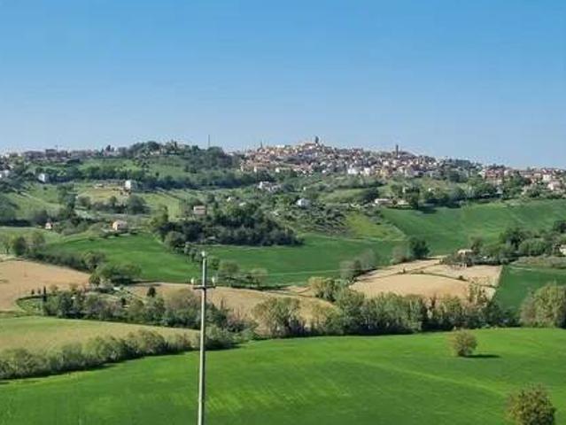 Rustico in vendita a Corridonia, Macerata