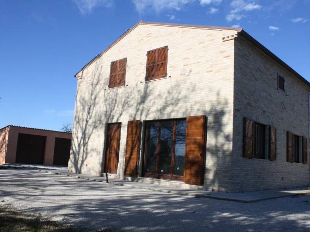 Rustico in vendita a Marche, Macerata