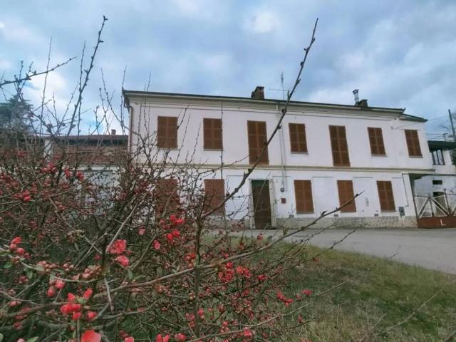 Rustico in vendita a Piemonte, Asti