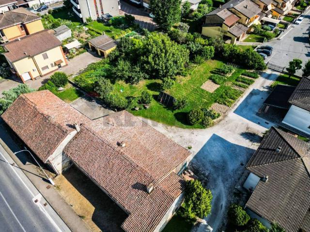 Rustico in vendita a Corte de' Frati, Cremona