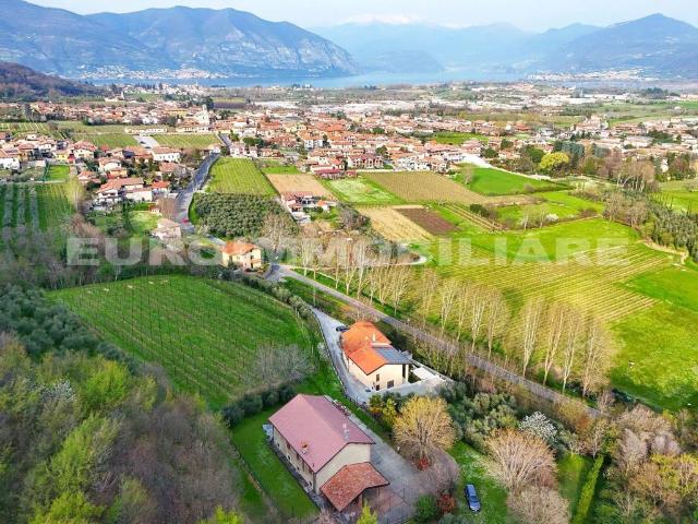 Rustico in vendita a Corte Franca, Lombardia