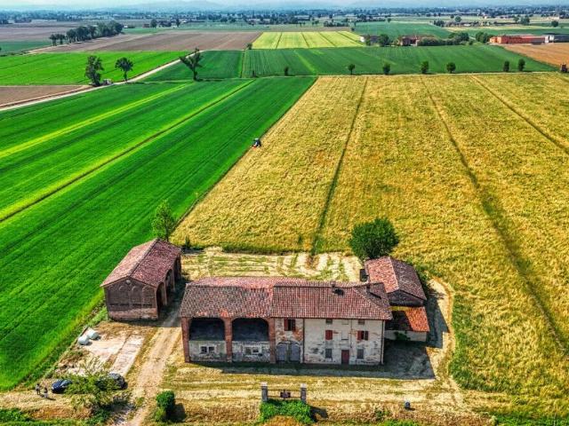 Rustico in vendita a Cortemaggiore, Reggio Emilia