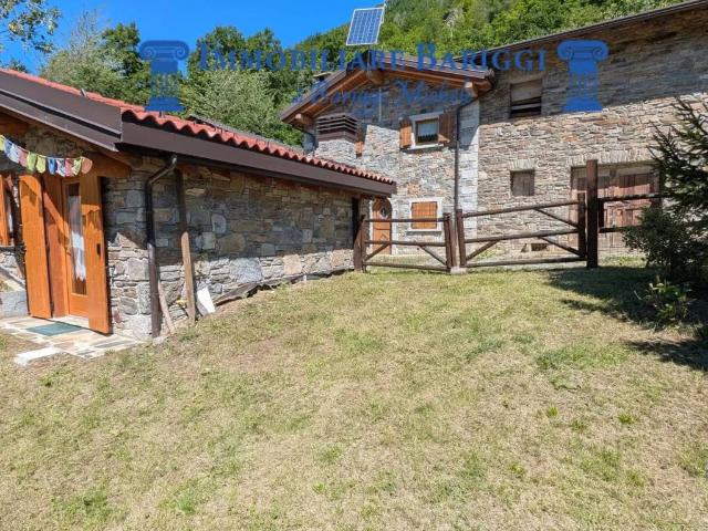 Rustico in vendita a Comunità montana della valle Camonica, Corteno Golgi