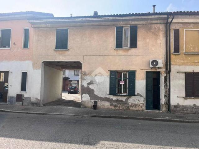Rustico in vendita a Corteolona, Lombardia
