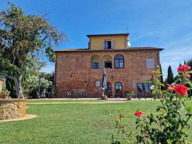 Rustico in vendita a Farneta, Cortona