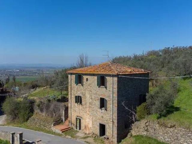 Rustico in vendita a Cortona, Toscana