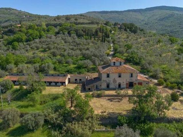 Rustico in vendita a Tavarnelle-Sant'Eusebio, Cortona