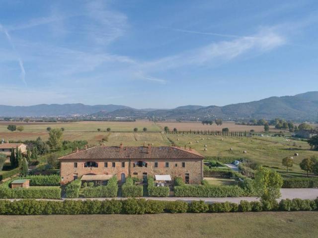 Rustico in vendita a Cortona