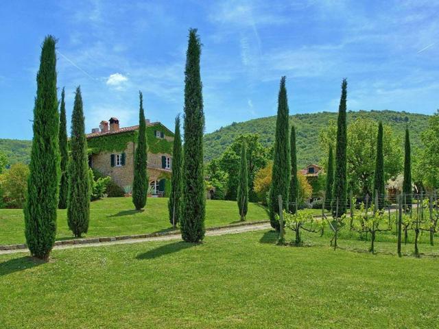 Rustico in vendita a Cortona, Toscana