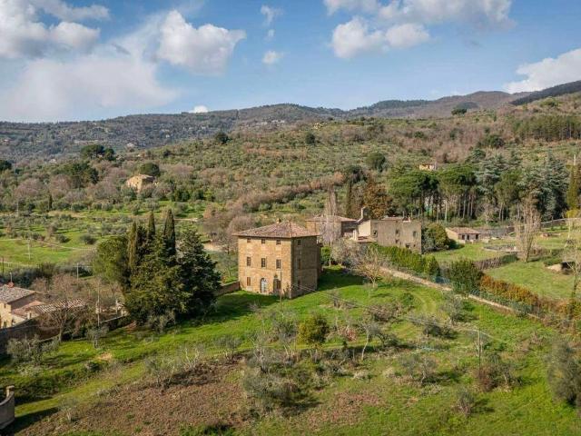 Rustico in vendita a Cortona, Toscana