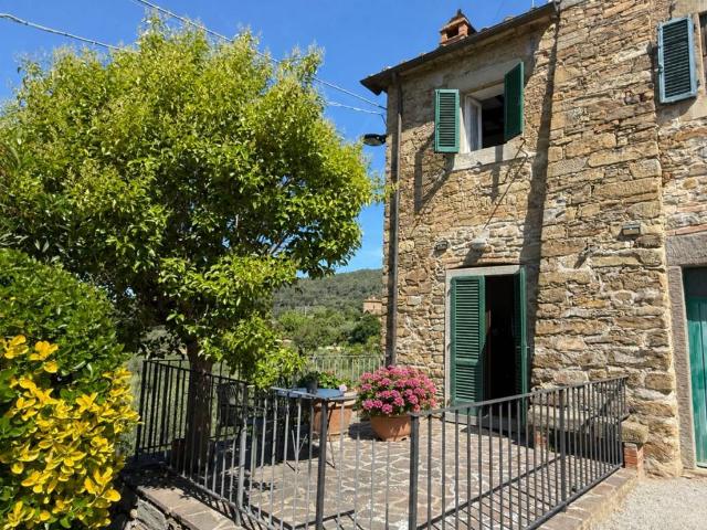 Rustico in vendita a Cortona, Toscana