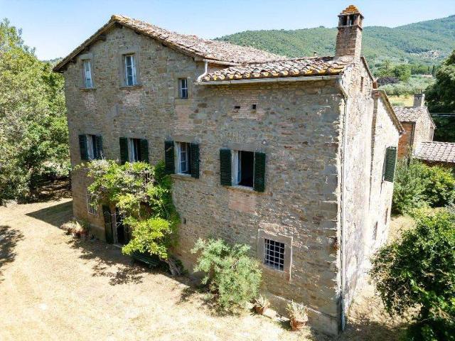 Rustico in vendita a Tavarnelle-Sant'Eusebio, Cortona