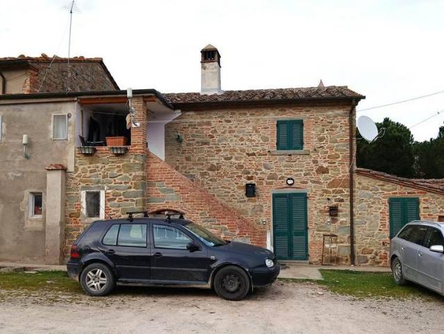 Rustico in vendita a Camucia, Cortona