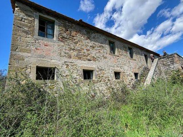 Rustico in vendita a Camucia, Cortona