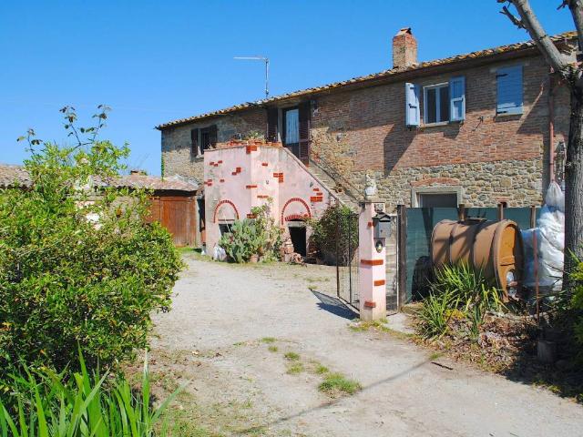Rustico in vendita a Cortona, Toscana