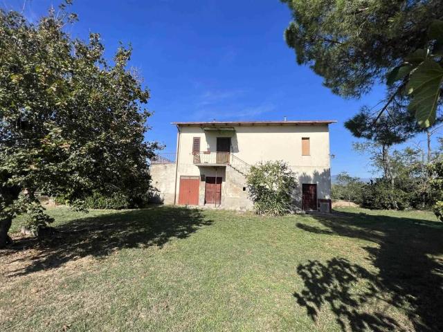 Rustico in vendita a Cortona, Toscana