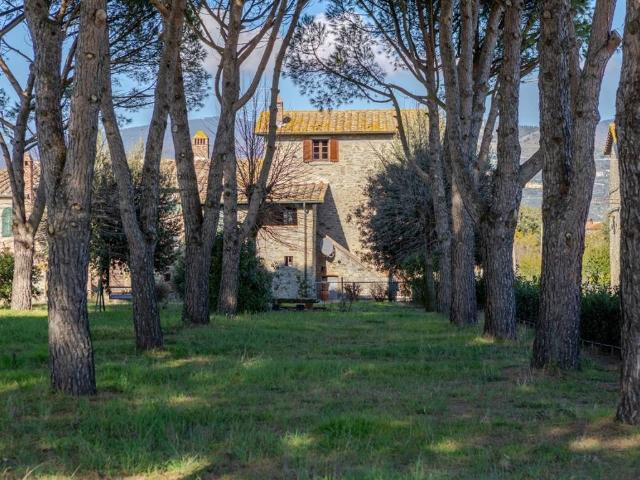 Rustico in vendita a Cortona, Toscana