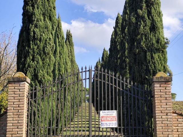 Rustico in vendita a Cortona, Toscana
