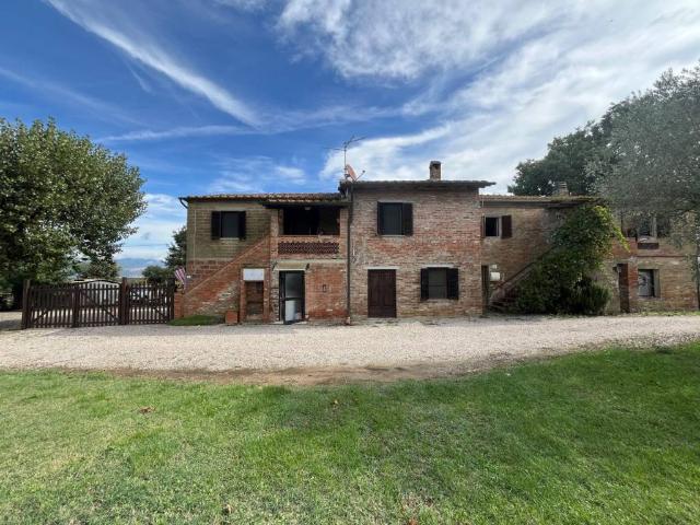 Rustico in vendita a Cortona, Toscana