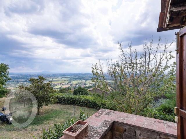 Rustico in vendita a Tavarnelle-Sant'Eusebio, Cortona