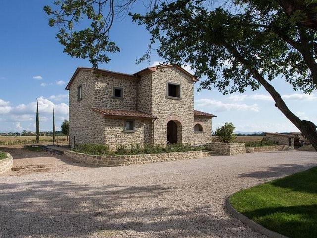 Rustico in vendita a Camucia, Cortona
