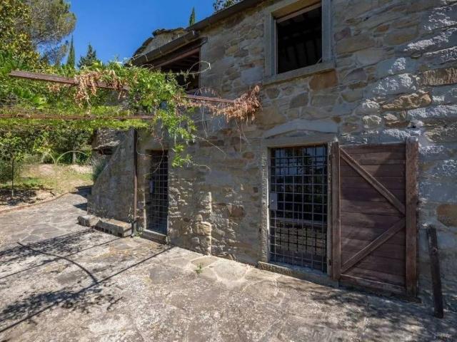 Rustico in vendita a Cortona, Toscana