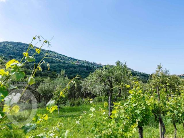 Rustico in vendita a Tavarnelle-Sant'Eusebio, Cortona