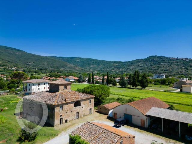 Rustico in vendita a Tavarnelle-Sant'Eusebio, Cortona