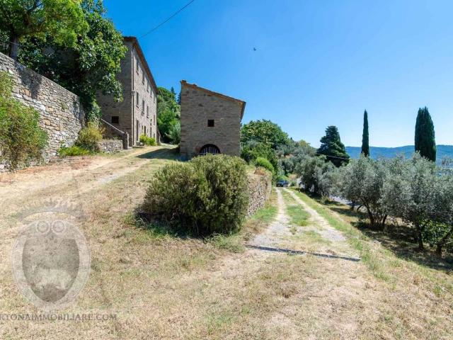 Rustico in vendita a Cortona, Toscana