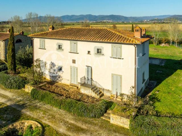 Rustico in vendita a Cortona, Toscana
