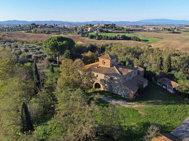 Rustico in vendita a Cortona, Toscana
