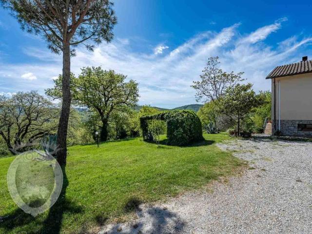 Rustico in vendita a San Lorenzo di Bibbiano, San Leo Bastia