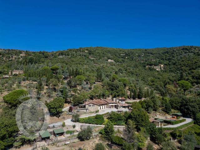 Rustico in vendita a Cortona, Toscana