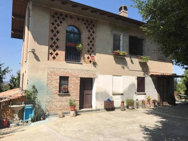 Rustico in vendita a Corvino San Quirico, Lombardia