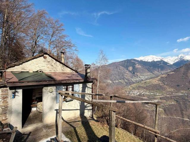 Rustico in vendita a Cosio Valtellino, Lombardia