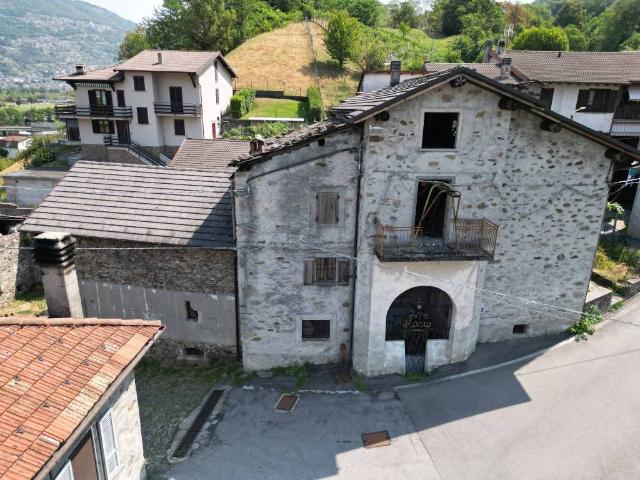 Rustico in vendita a Cosio Valtellino, Lombardia