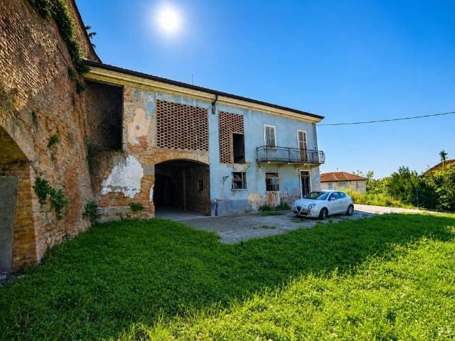 Rustico in vendita a Piemonte, Asti