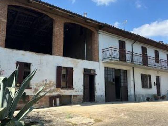 Rustico in vendita a Piemonte, Asti