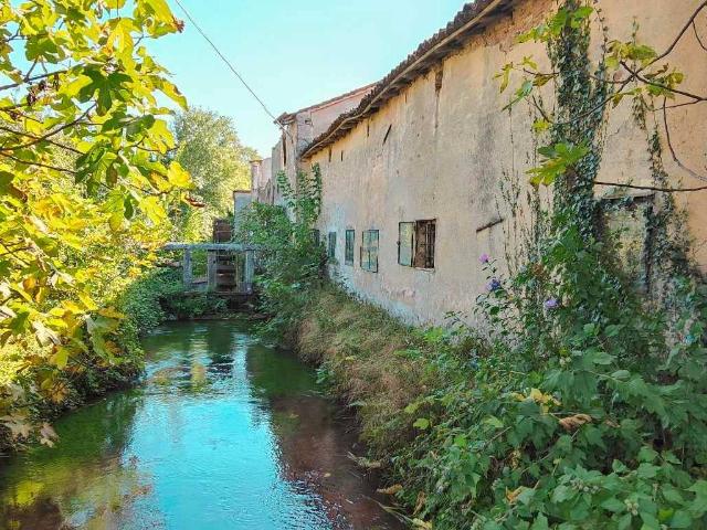 Rustico in vendita a Costabissara, Veneto