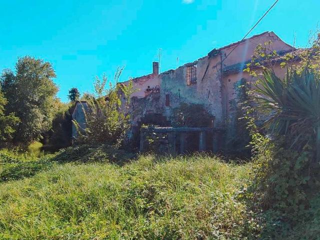 Rustico in vendita a Costabissara, Veneto