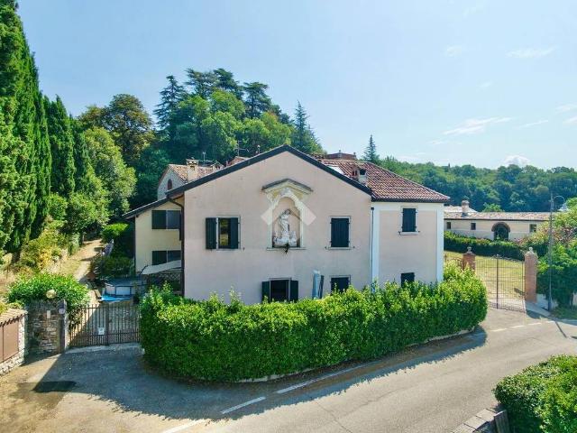 Rustico in vendita a Castion Veronese, Costermano