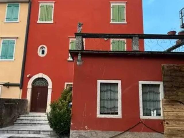 Rustico in vendita a Castion Veronese, Costermano