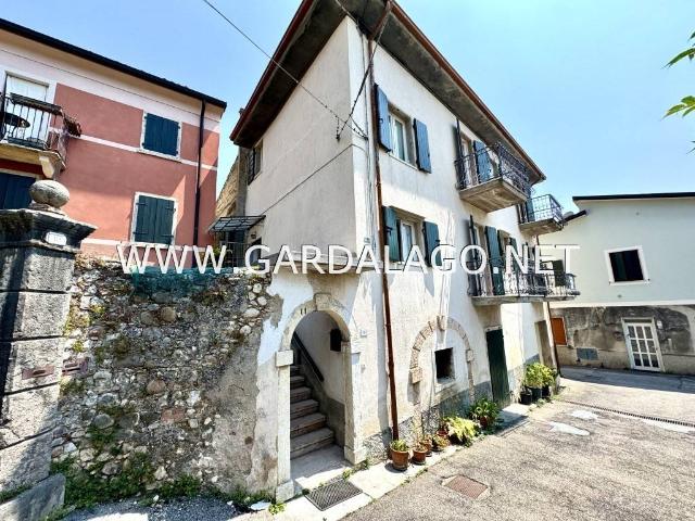 Rustico in vendita a Castion Veronese, Costermano